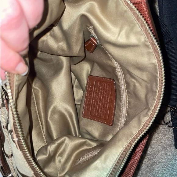 Authentic Signature Monogram Coach - Picture 5 of 7